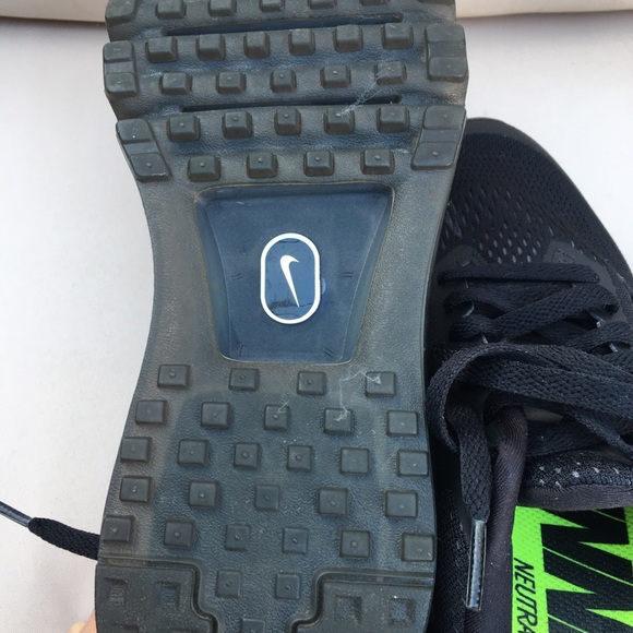 Nike Neutral Ride Running Shoes - Picture 3 of 6